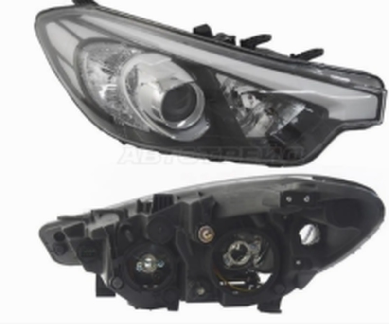 Передняя фара от Kia K3 2014